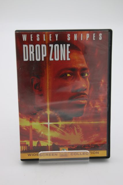 DVD film Drop Zone Wesley Snipes - photo 1
