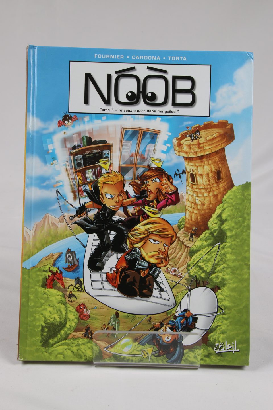 Bande dessinée Noob Tome 1 - Tu veux entrer dans ma guilde ? - photo 1