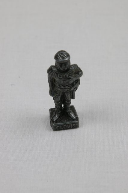 Figurine statuette métal Clovis - photo 1