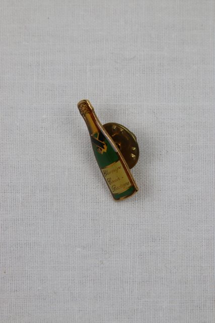 Pin's bouteille de champagne - photo 1